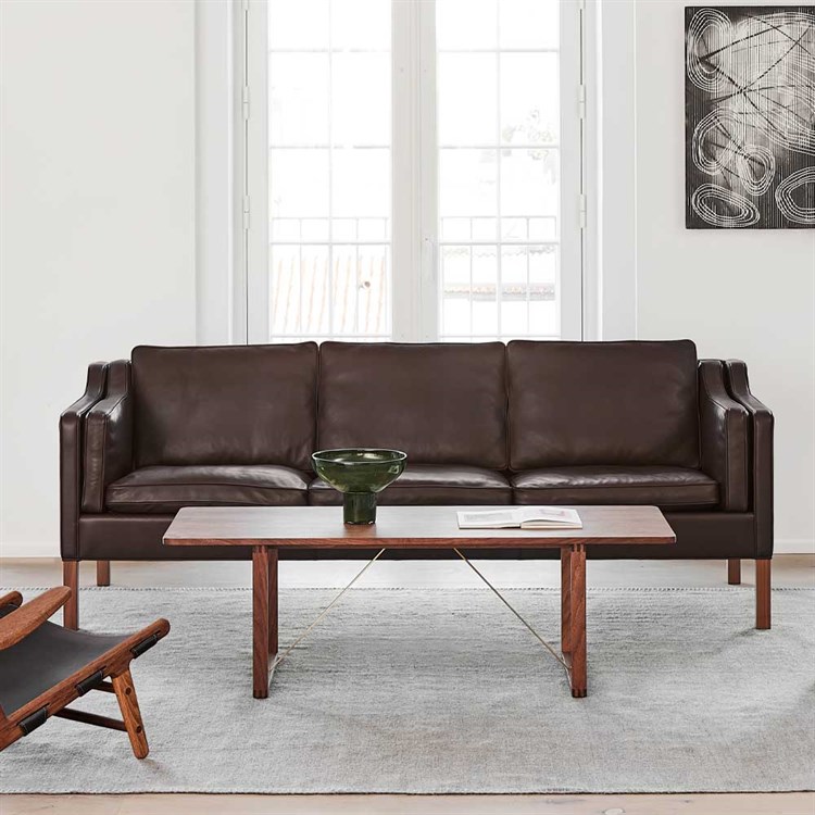 Fredericia Furniture BM67 Sofabord Oiled Walnut Brass stuen