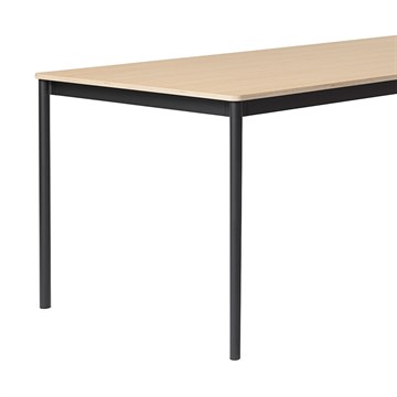 Muuto Base Spisebord m/Egetræsfinér og Sort aluminiumsstel