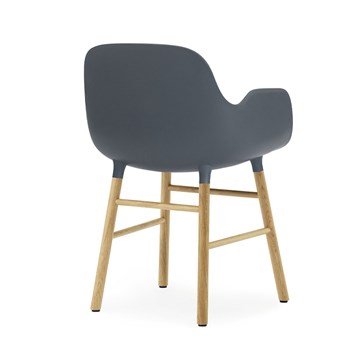 Normann Copenhagen Form Spisebordsstol m/armlæn Oak/Blue Bag