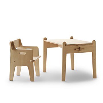 Børnestol Peters stol designet af Hans J. Wegner
